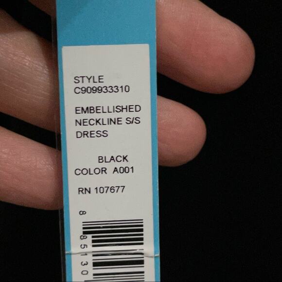 Alice + Olivia Black Embellished Neckline Dress - Picture 6 of 9